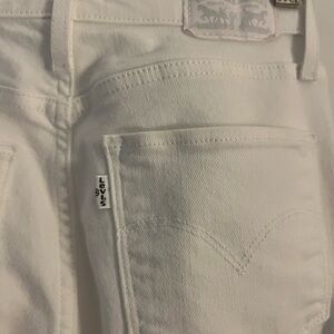 Levi white skinny Jean